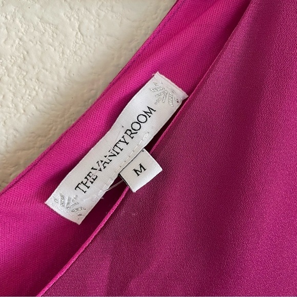 The Vanity Room V-Neck Sleeveless Shift Dress Pink Medium NWOT - Picture 5 of 8